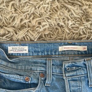 Levi's Premium Wedgie Straight Jeans - Blue